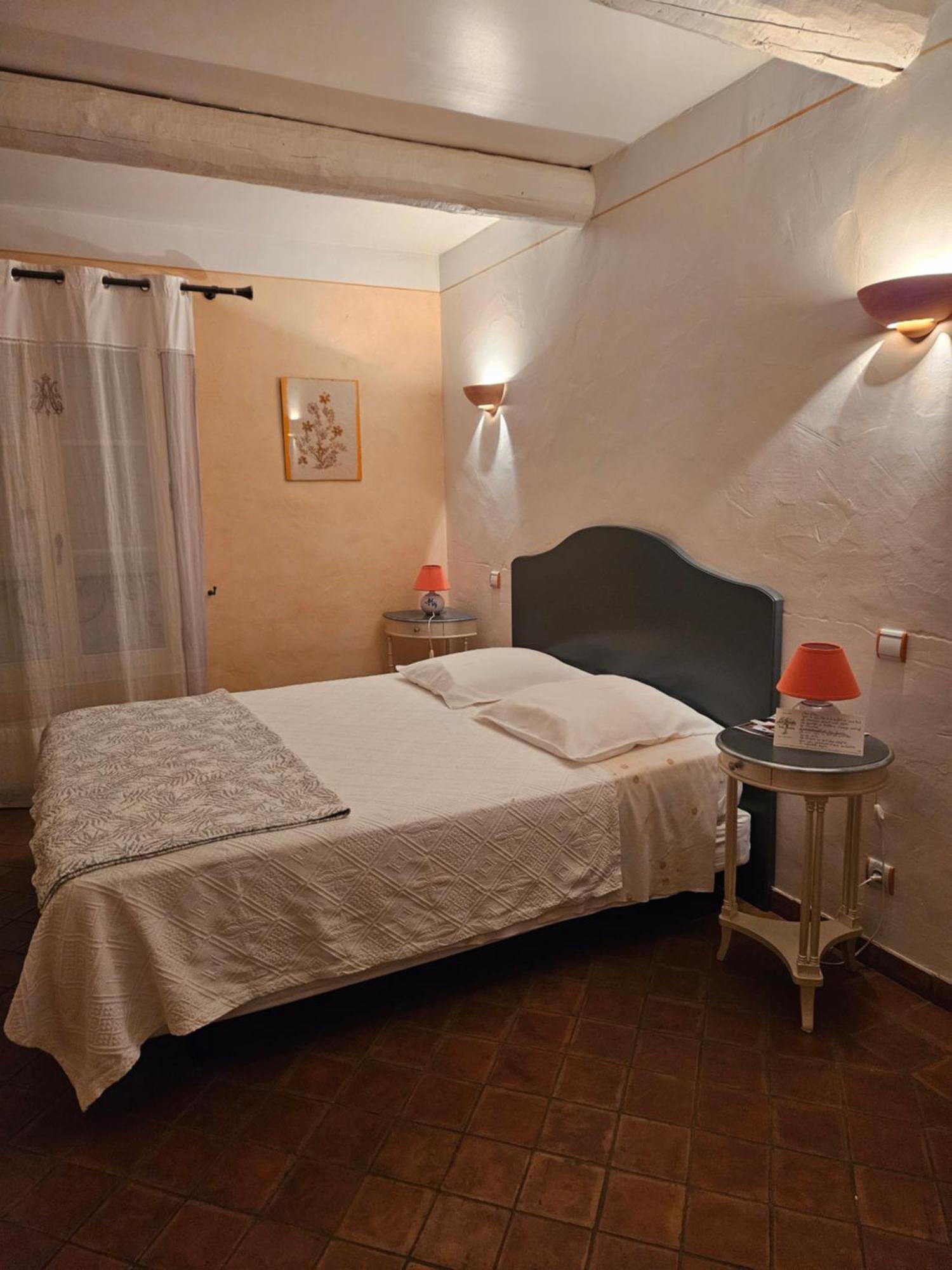 ムスティエ・サント・マリー Bastide Des Oliviers Bed & Breakfast エクステリア 写真